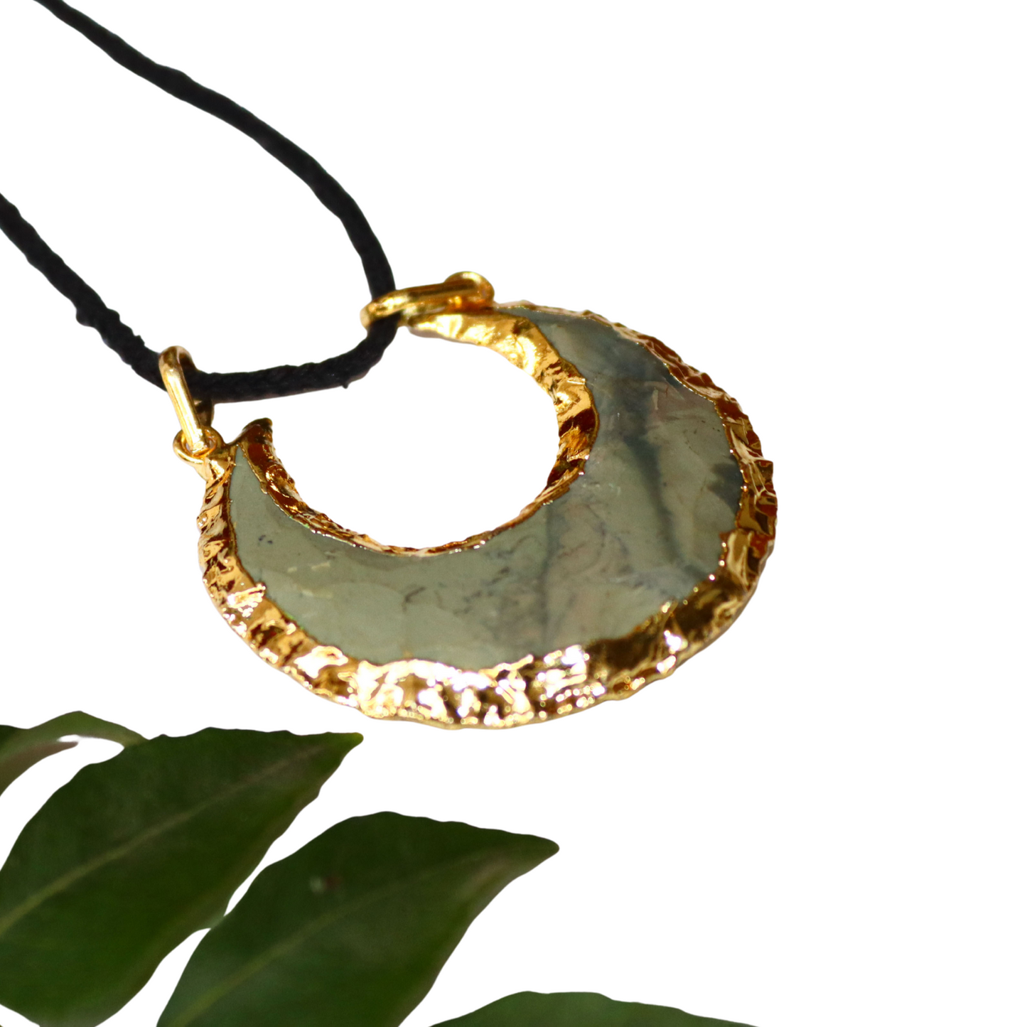 Moonshapped Raw Pendant