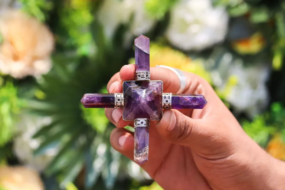 Amethyst Stone 4Pt Energy Generator Pyramid Crystal Healing Gemstone
