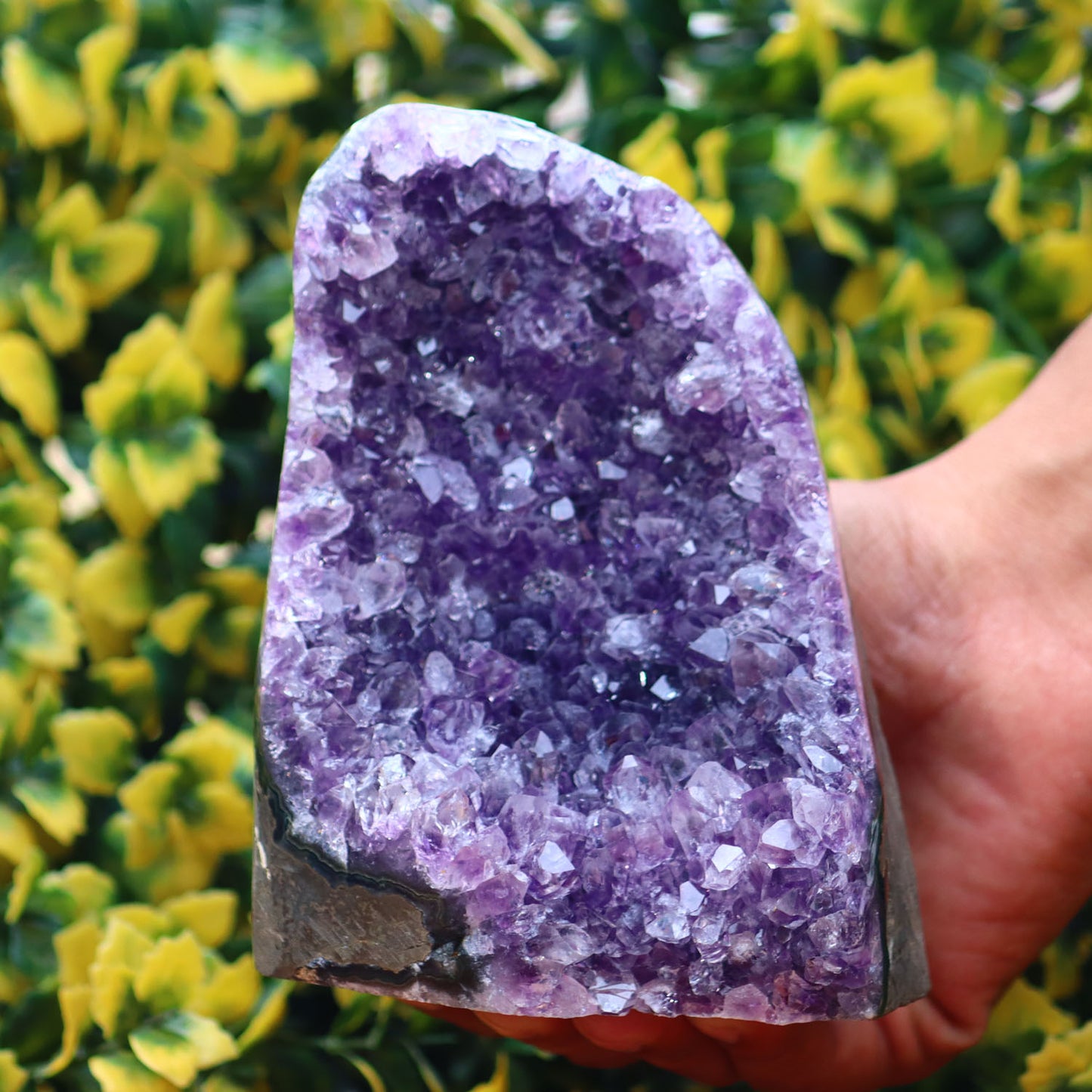 Amethyst Geode cathedral crystal cluster - 5.2X4X3.8 Inch(3.10Lb)