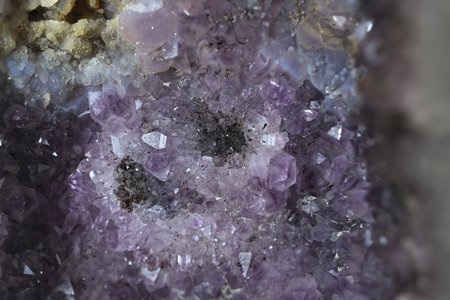 Amethyst Cluster Raw Geode Caves/Raw Clusters -18(H)X06(W)X06(L)Inch-(27.41Lb)