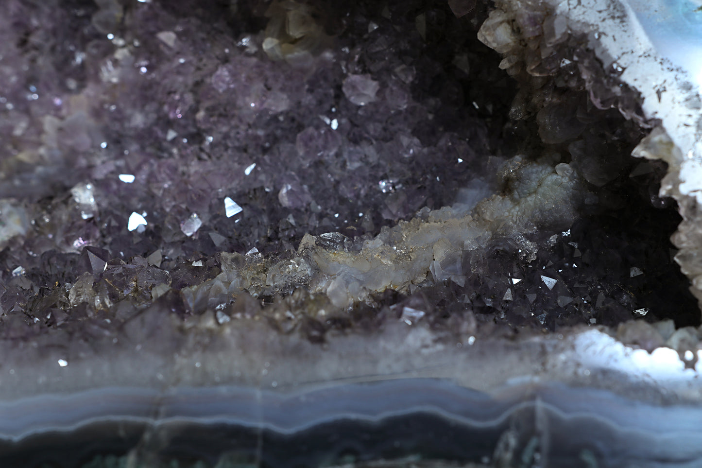 Amethyst Cluster Raw Geode Caves/Raw Clusters -18(H)X06(W)X06(L)Inch-(27.41Lb)