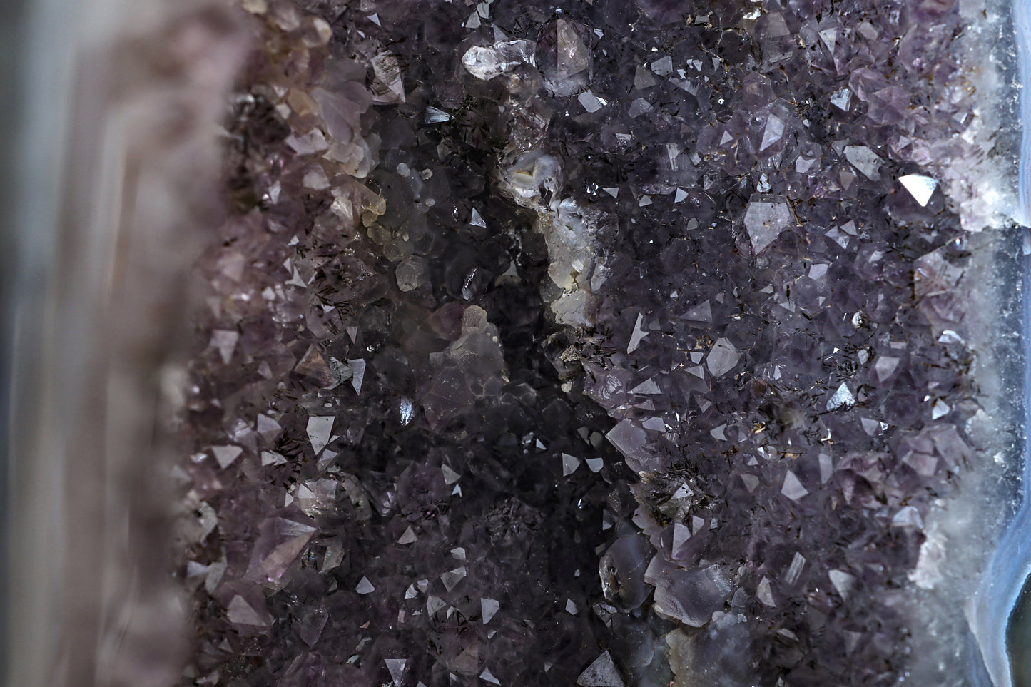 Amethyst Cluster Raw Geode Caves/Raw Clusters -18(H)X06(W)X06(L)Inch-(27.41Lb)