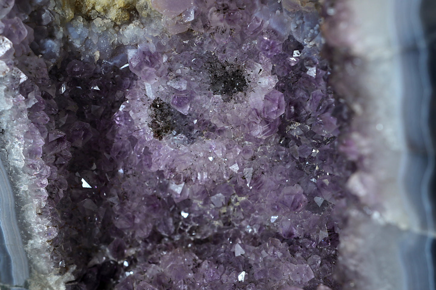 Amethyst Cluster Raw Geode Caves/Raw Clusters -18(H)X06(W)X06(L)Inch-(27.41Lb)