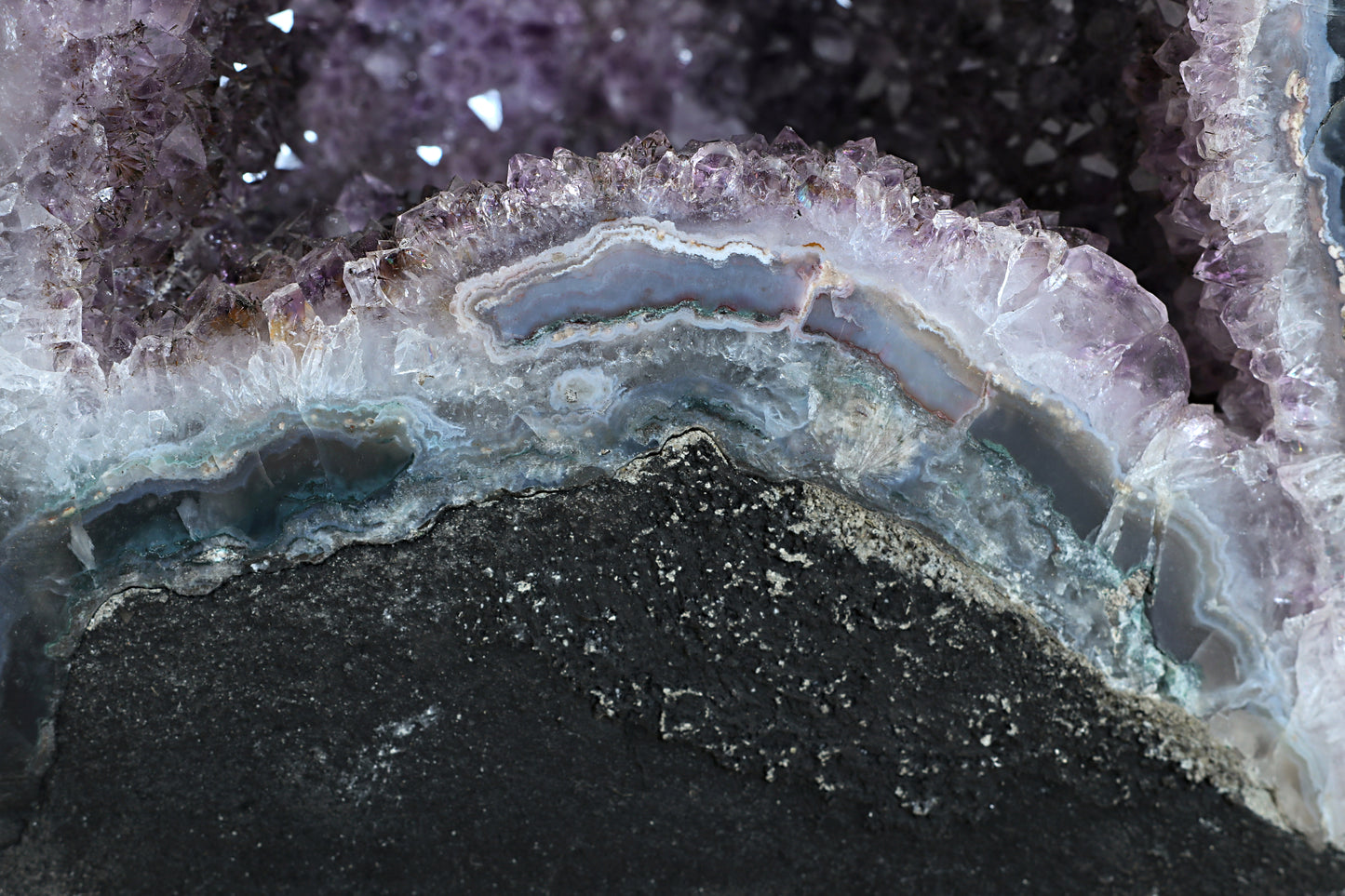 Amethyst Geode cathedral crystal cluster - 11.5(H)X7.4(W)X4.4(L) Inch(19.294Lb)