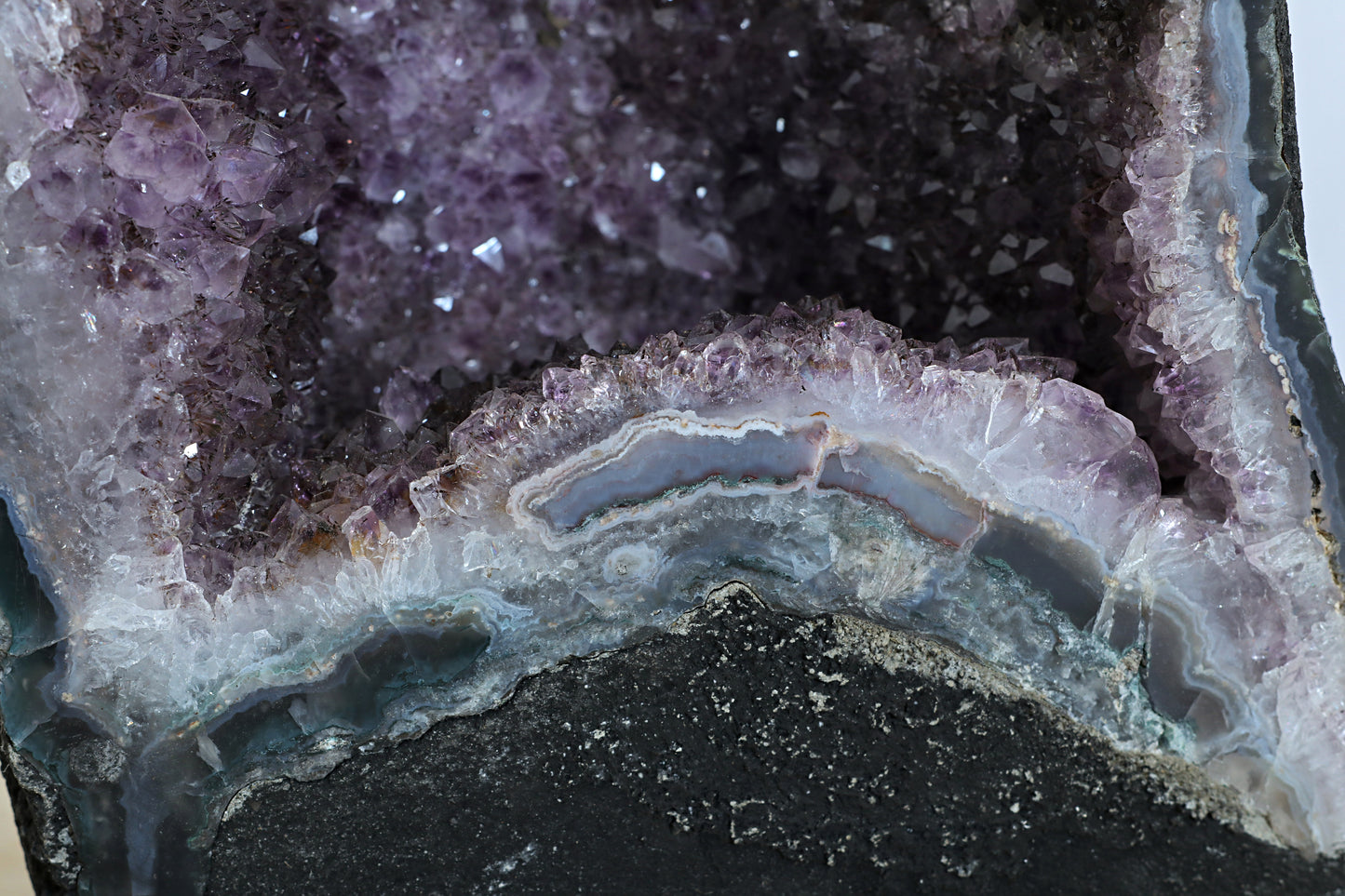 Amethyst Geode cathedral crystal cluster - 11.5(H)X7.4(W)X4.4(L) Inch(19.294Lb)