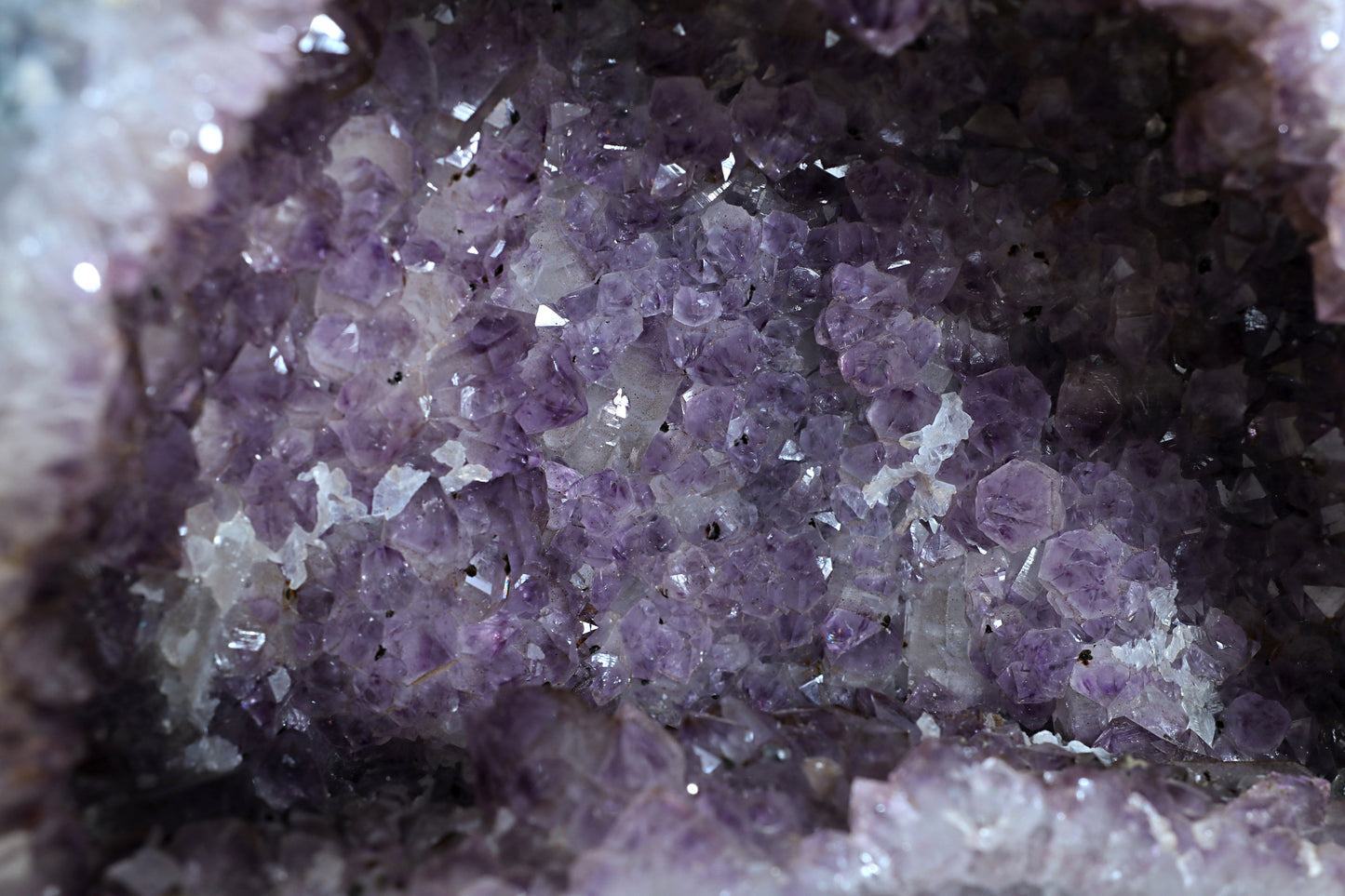 Amethyst Geode cathedral crystal cluster - 9(H)X8.5(W)X5.5(L) Inch(19.294Lb)
