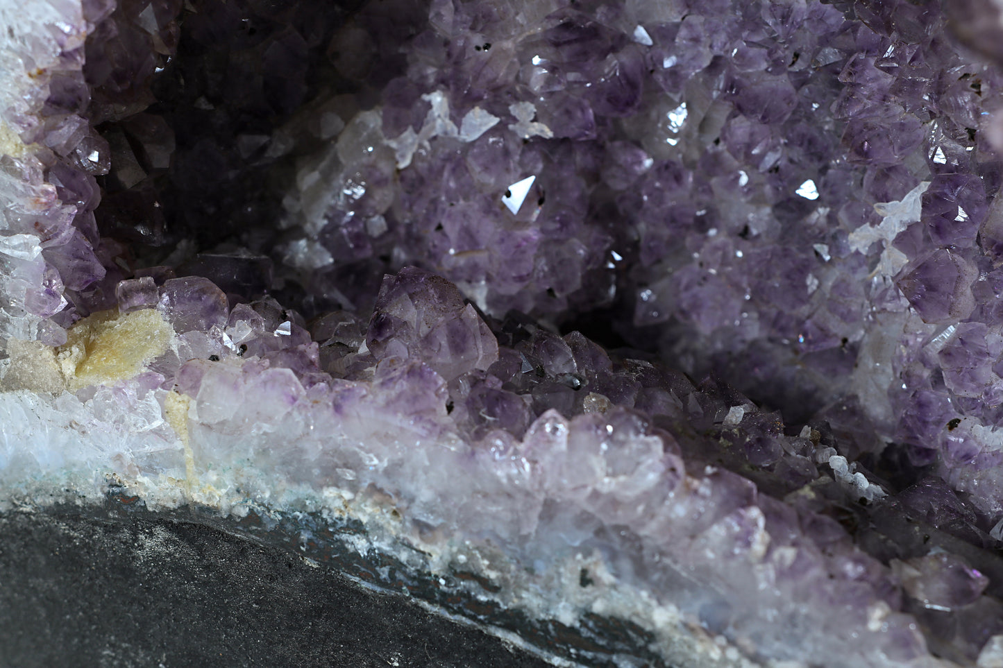 Amethyst Geode cathedral crystal cluster - 9(H)X8.5(W)X5.5(L) Inch(19.294Lb)