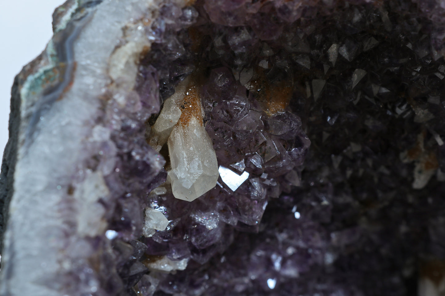 Amethyst Cluster Raw Geode Caves/Raw Clusters -24(H)X14(W)X12(L)Inch-(128.7Lb)