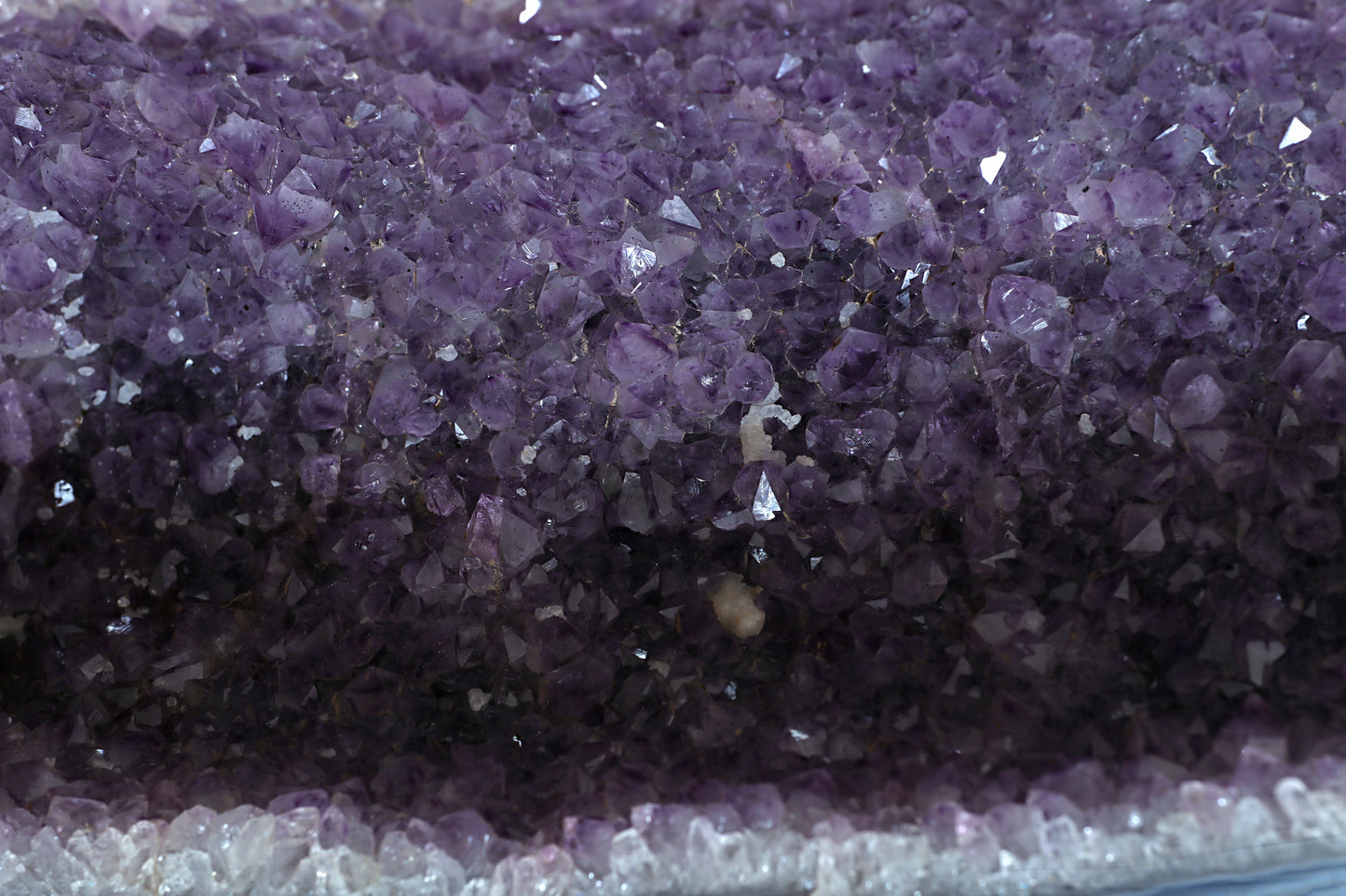 Amethyst Geode cathedral crystal cluster - 22(H)X7(W)X8(L)Inch(39.75Lb)