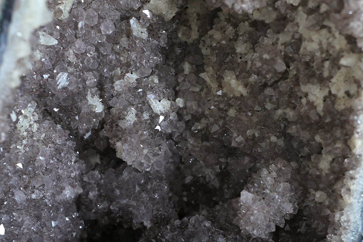 Amethyst Cluster Raw Geode Caves/Raw Clusters -19.5(H)X08(W)X06(L)Inch-(34.40Lb)