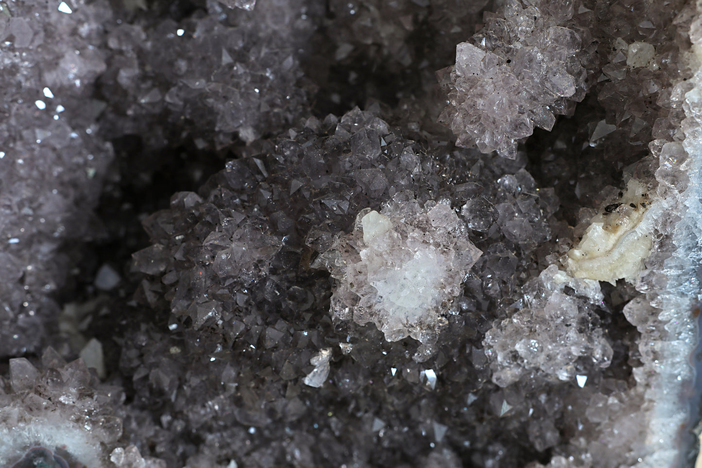 Amethyst Cluster Raw Geode Caves/Raw Clusters -19.5(H)X08(W)X06(L)Inch-(34.40Lb)