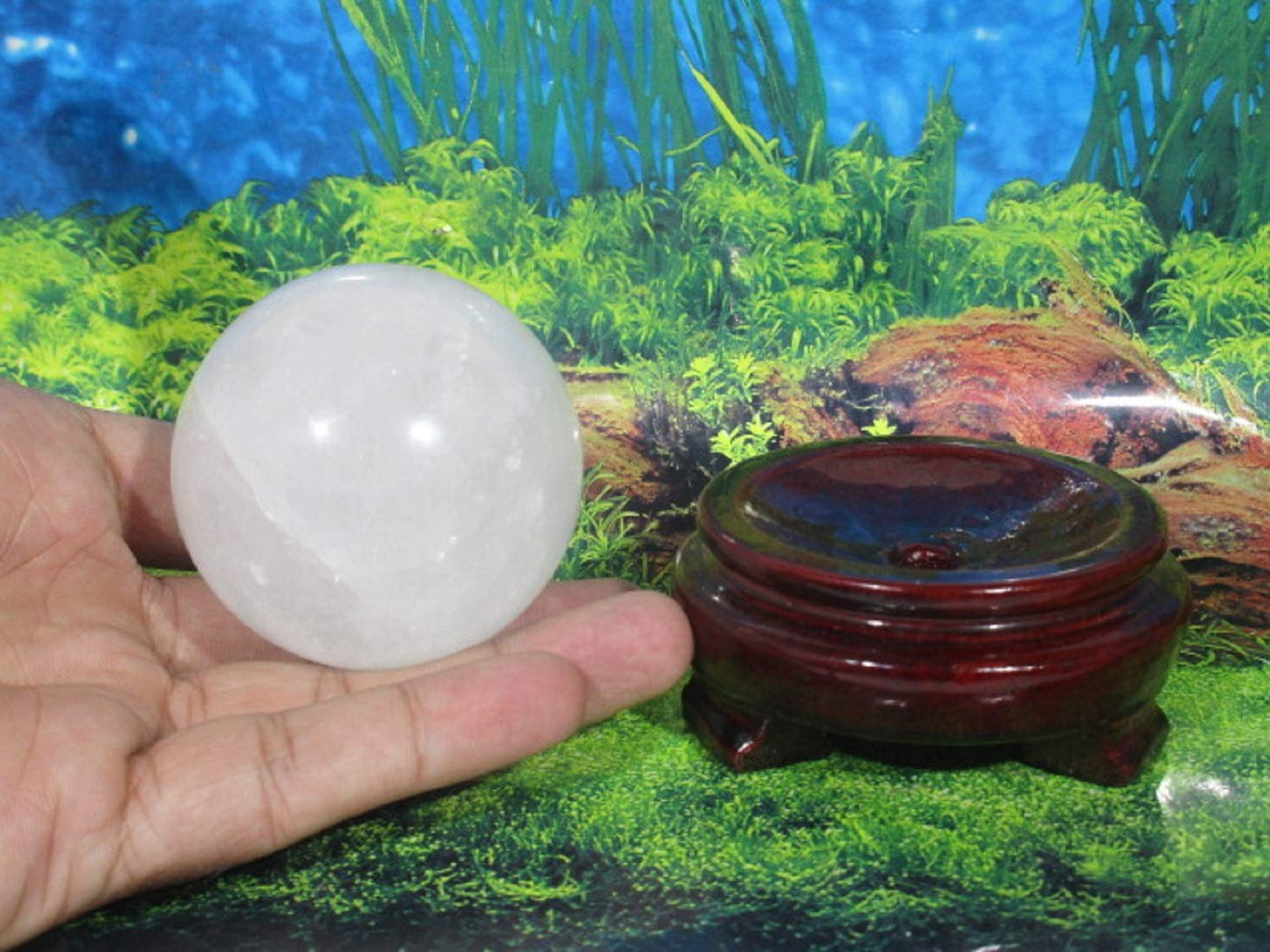 289g 64mm Natural Quartz Ice Crystal Sphere Quartz Healing Ball with Stand