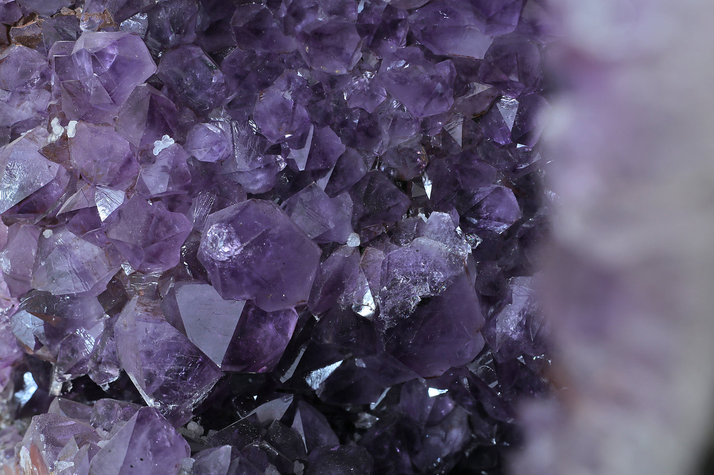 Amethyst Cluster Raw Geode Caves/Raw Clusters-25(H)X12(W)X12(L)Inch-(128.04Lb)