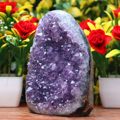 Amethyst Geode cathedral crystal cluster - 5.6X3.7X2.5 Inch(2.55Lb)