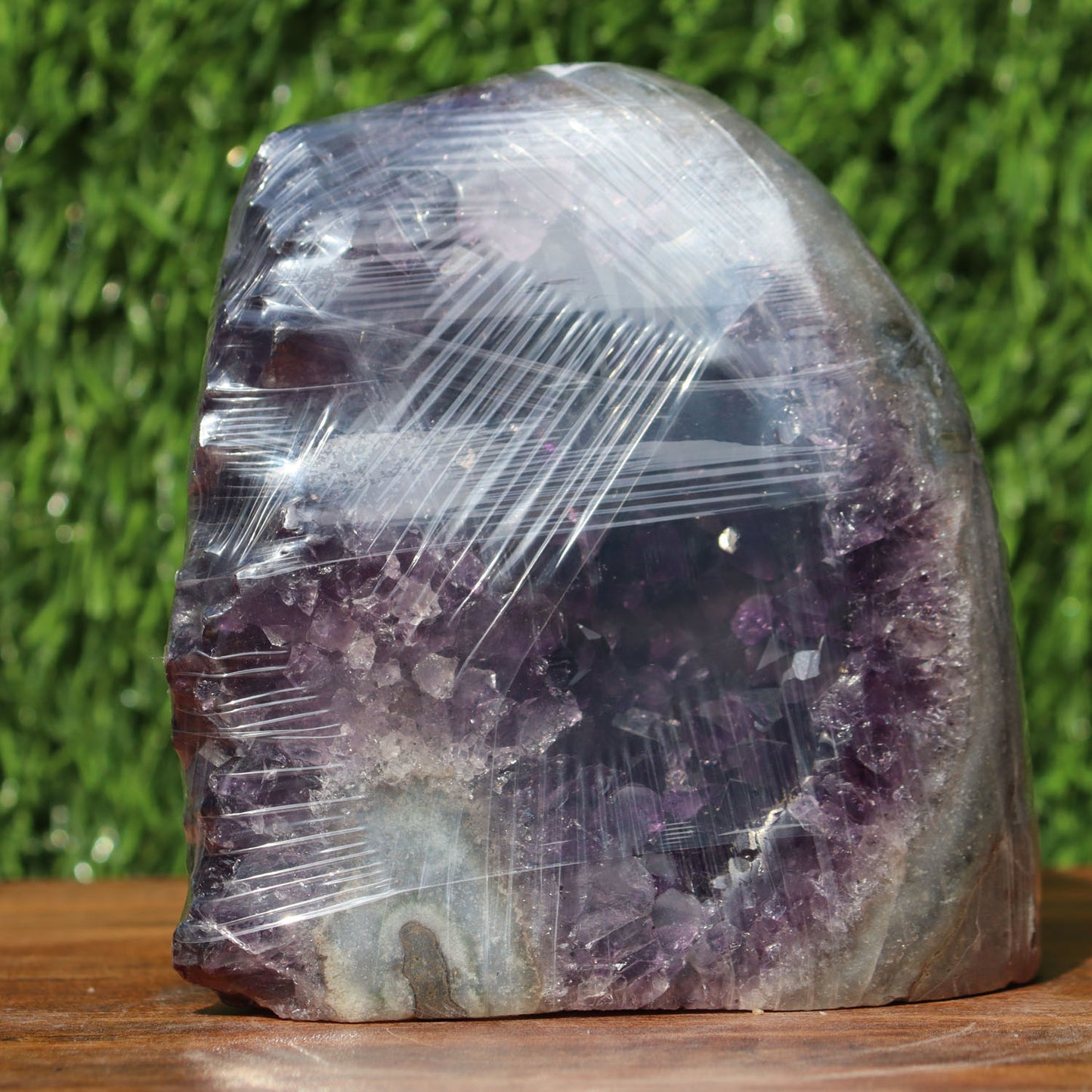 Amethyst Geode cathedral crystal cluster - 4.72X3.5X4.5 Inch(2.7Lb)
