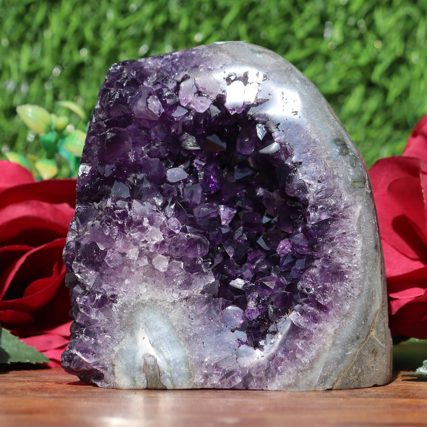 Amethyst Geode cathedral crystal cluster - 4.72X3.5X4.5 Inch(2.7Lb)