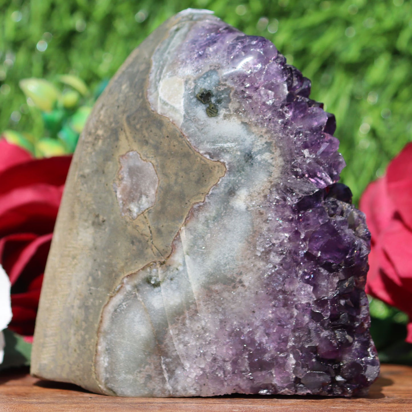 Amethyst Geode cathedral crystal cluster - 4.72X3.5X4.5 Inch(2.7Lb)