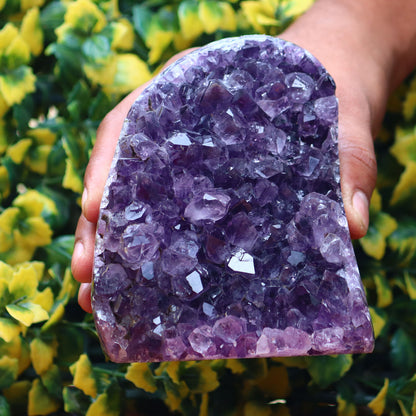 Amethyst Geode cathedral crystal cluster - 5X3.5X2.7 Inch(2.77Lb)