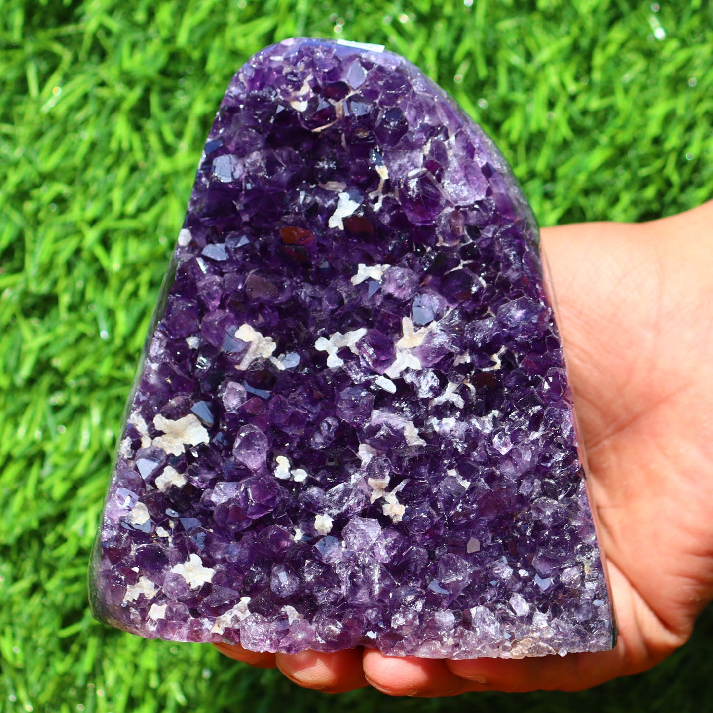 Amethyst Geode cathedral crystal cluster - 3X4X5 Inch(2.9Lb)