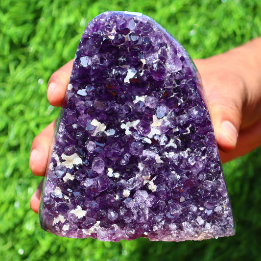 Amethyst Geode cathedral crystal cluster - 3X4X5 Inch(2.9Lb)