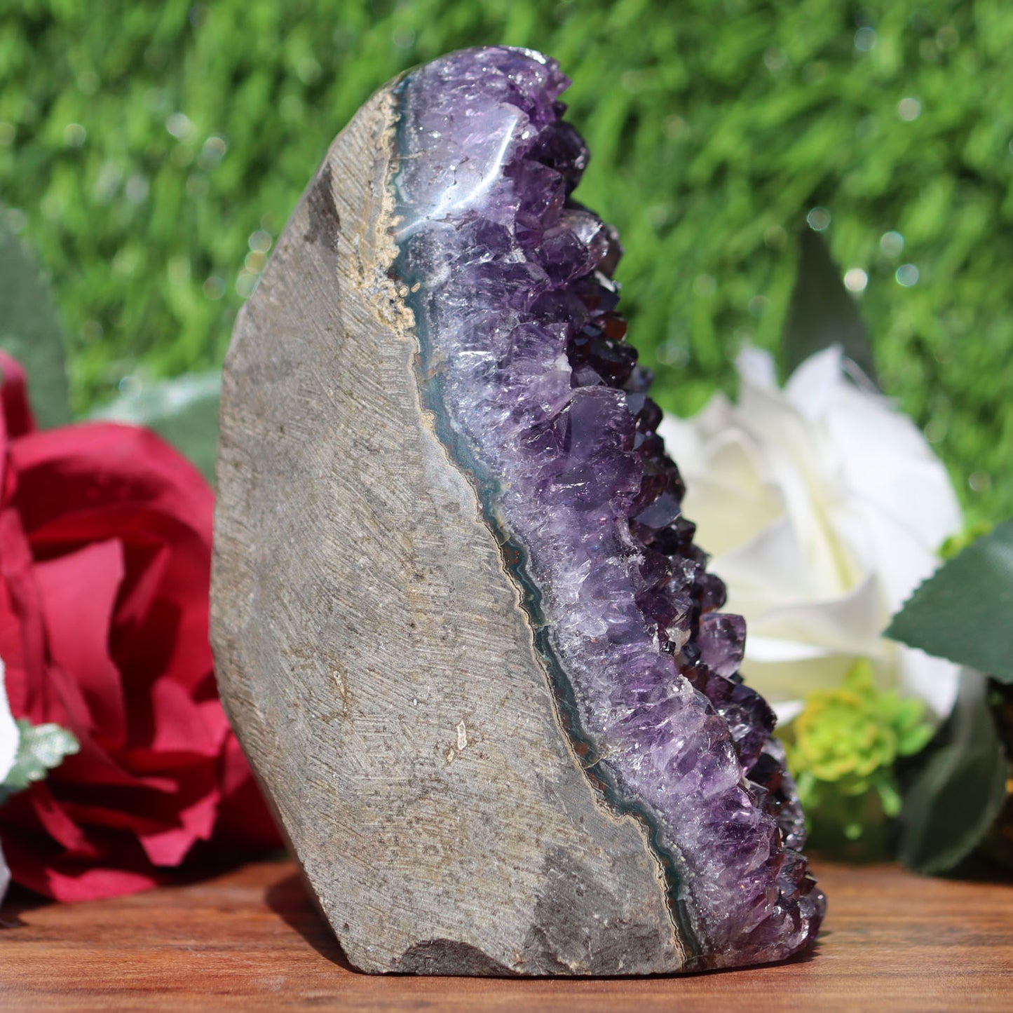 Amethyst Geode cathedral crystal cluster - 3X4X5 Inch(2.9Lb)