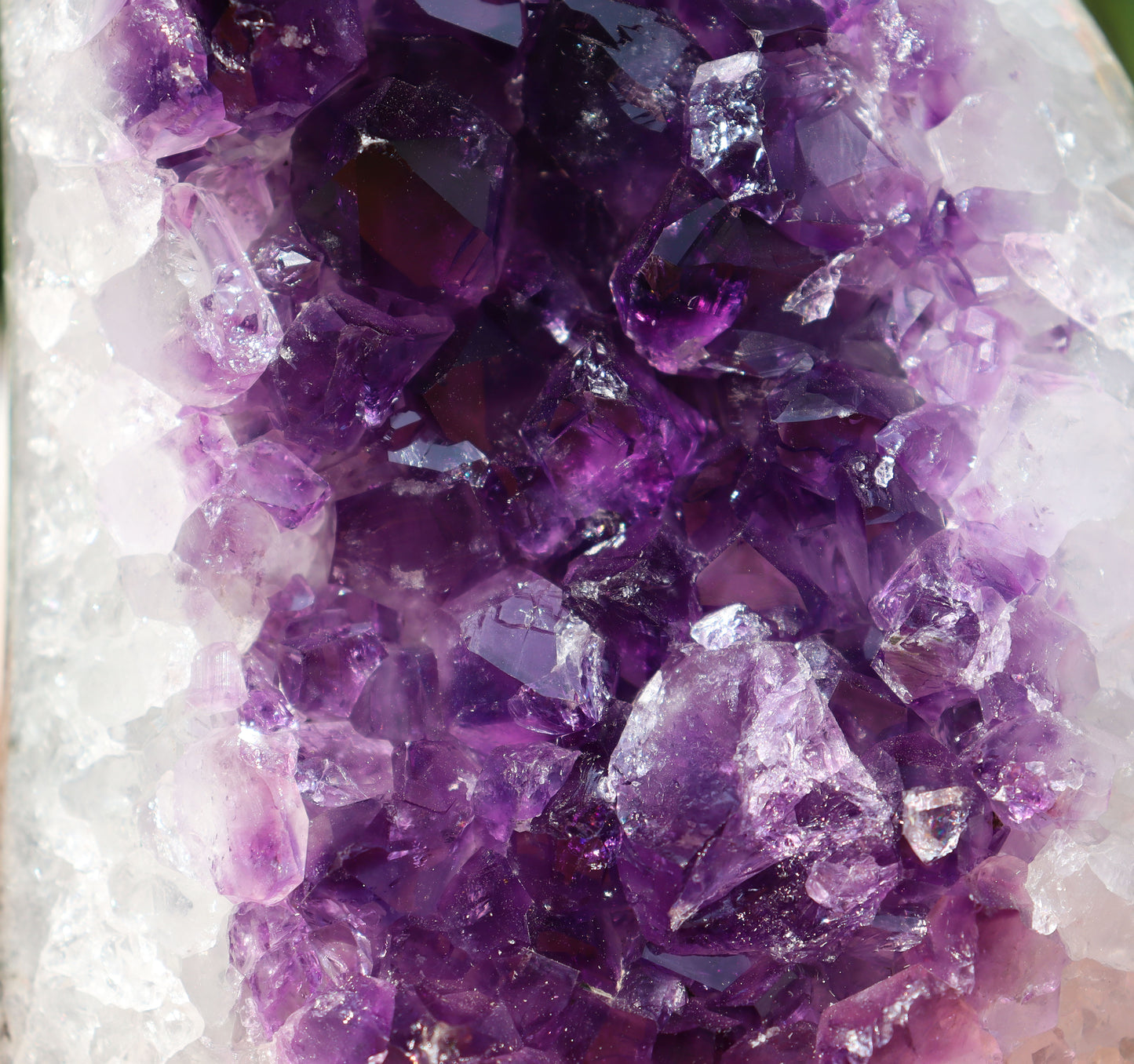 Amethyst Geode cathedral crystal cluster - 5X3.7X3.6 Inch(2.99Lb)