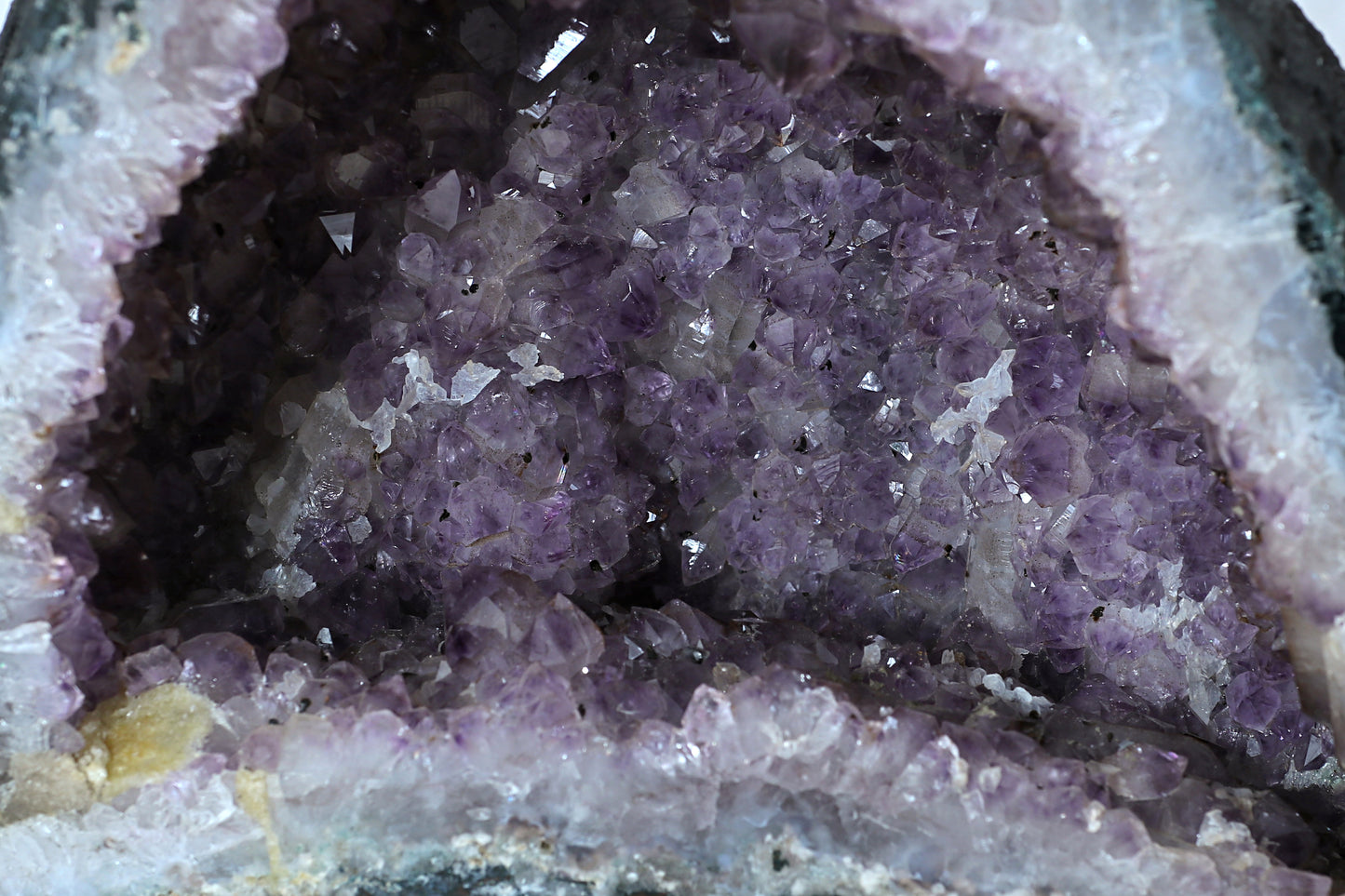 Amethyst Geode cathedral crystal cluster - 9(H)X8.5(W)X5.5(L) Inch(19.294Lb)