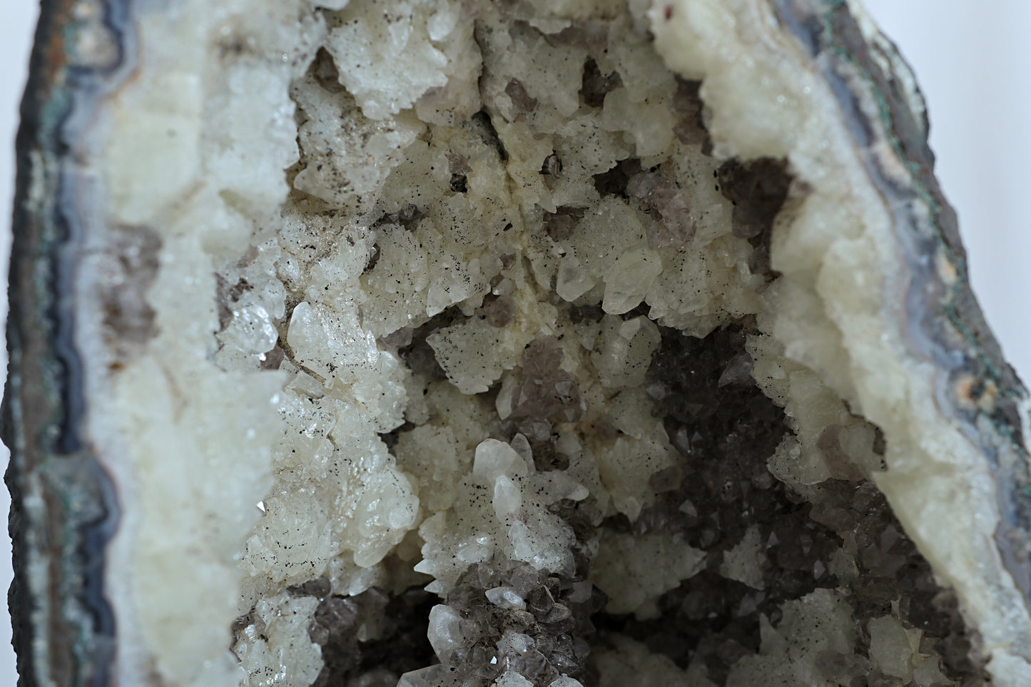 Amethyst Cluster Raw Geode Caves/Raw Clusters -19.5(H)X08(W)X06(L)Inch-(34.40Lb)